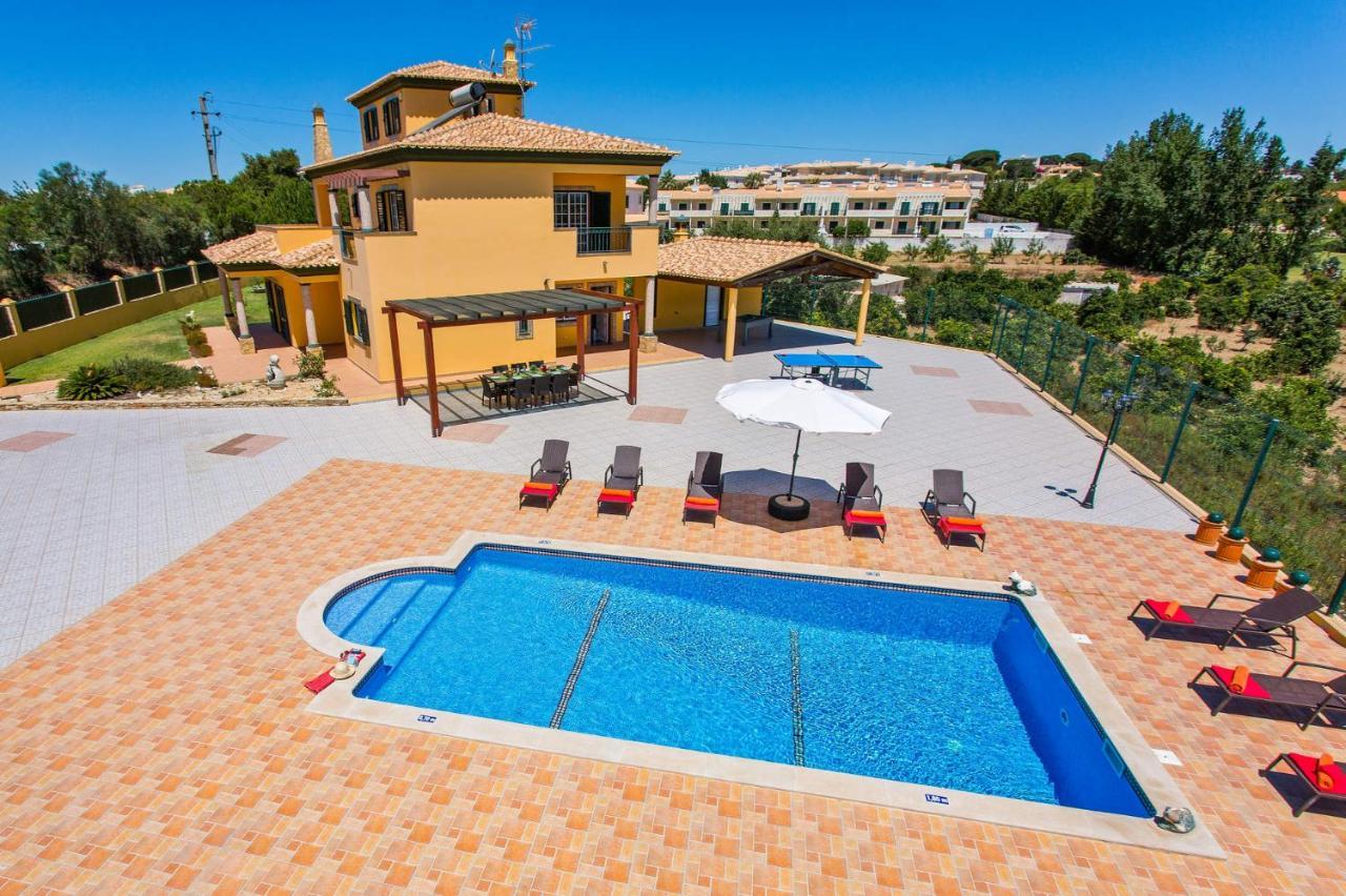Villa Nincha - Heated Pool - Free Wi-Fi - Air Con Albufeira Exterior foto